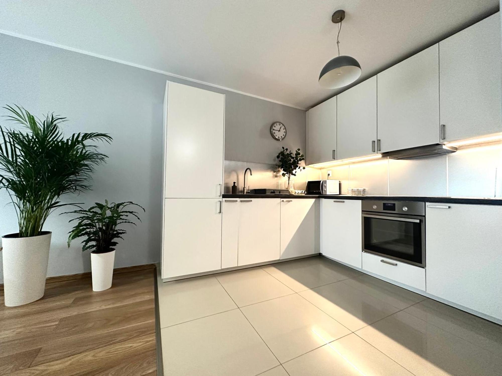 Apartament Dmowskiego 19c- Self Check-in 20h ~ Lift *